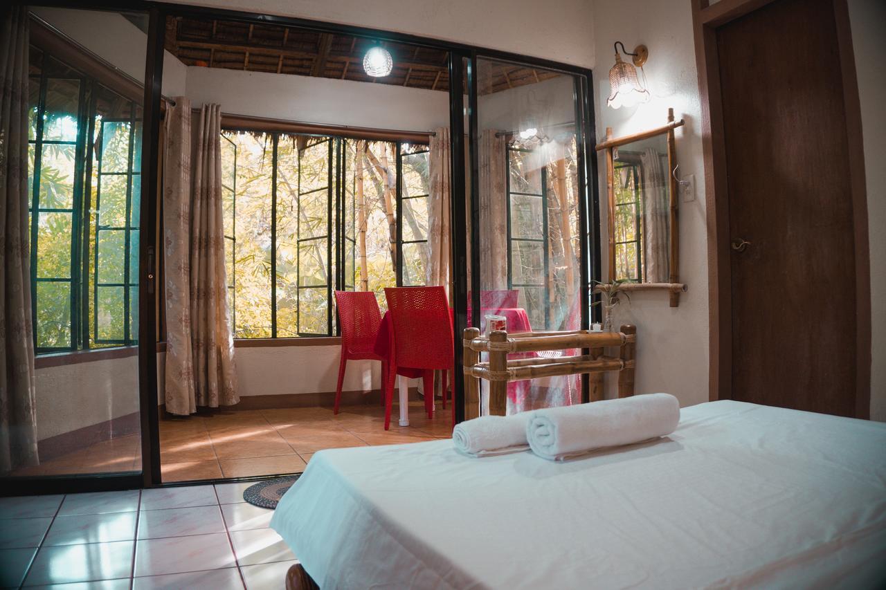 Forest Camp Resort Valencia  Bagian luar foto