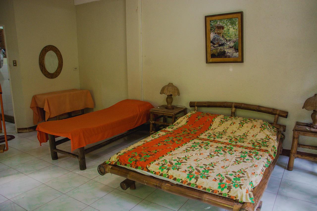 Forest Camp Resort Valencia  Bagian luar foto